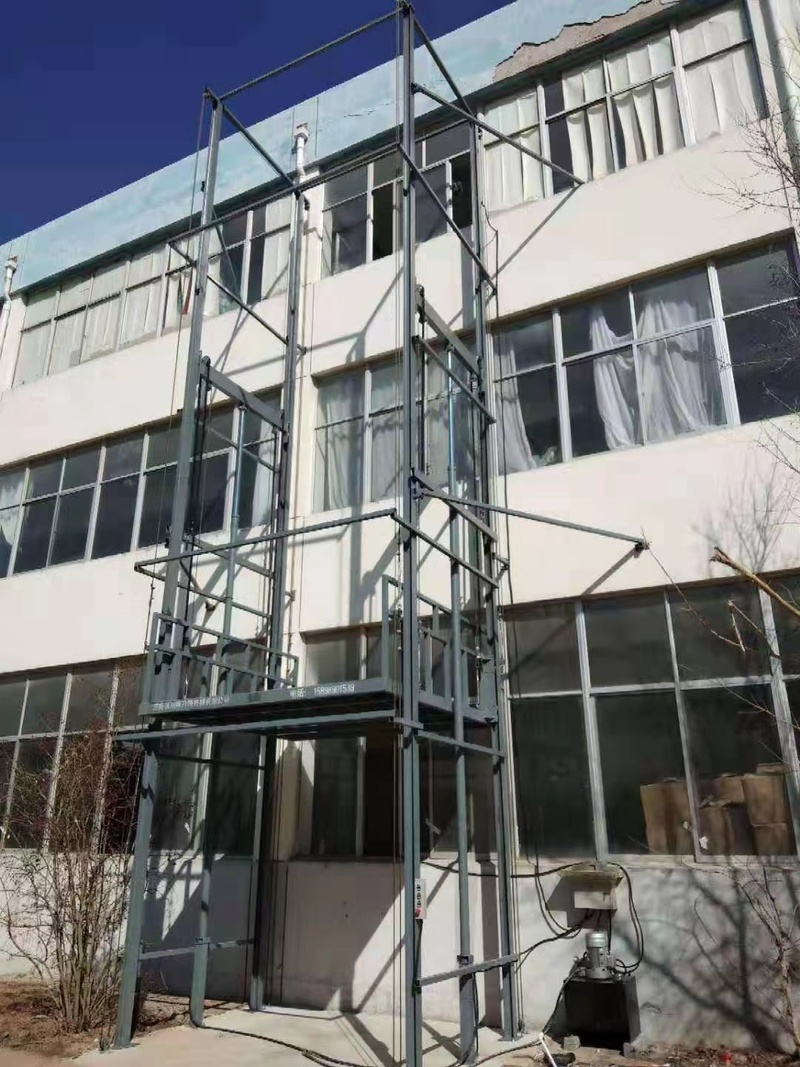 郴州室外贴墙货梯
